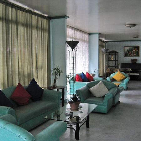 Villa Mia Hotel And Apartelle Baguio City Exteriör bild